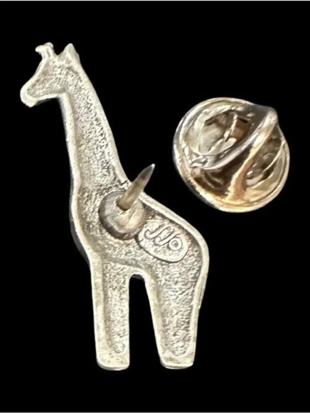 Vintage JJ Jonette Lapel Pin Giraffe Silver tone Signed
